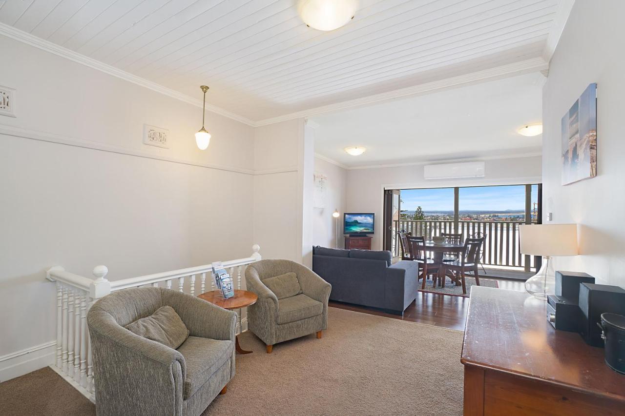 Newcastle Short Stay Accommodation - Vista Apartment Екстер'єр фото
