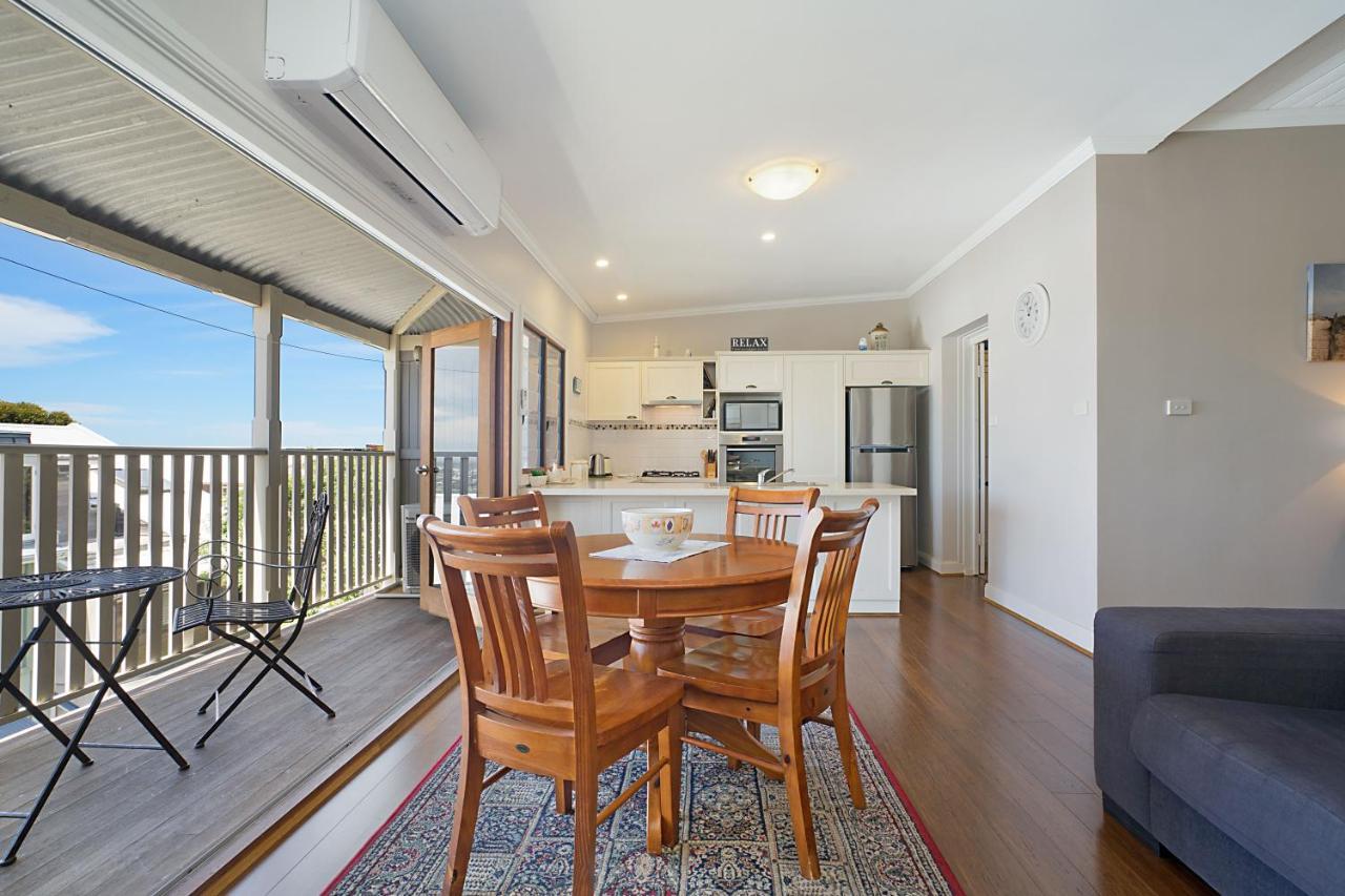 Newcastle Short Stay Accommodation - Vista Apartment Екстер'єр фото