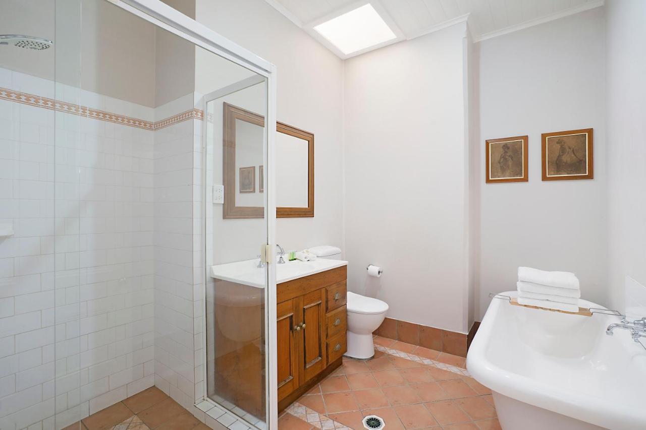 Newcastle Short Stay Accommodation - Vista Apartment Екстер'єр фото