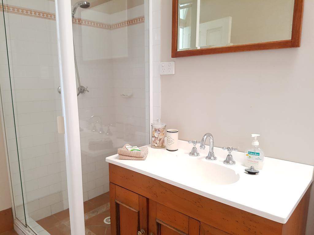 Newcastle Short Stay Accommodation - Vista Apartment Екстер'єр фото