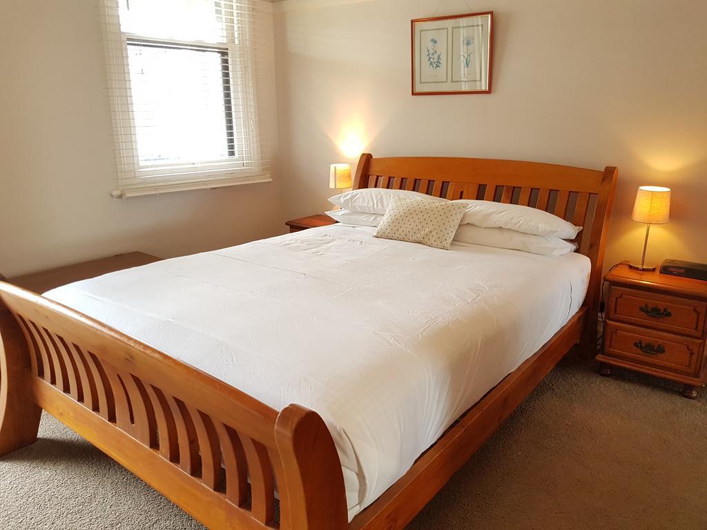 Newcastle Short Stay Accommodation - Vista Apartment Екстер'єр фото